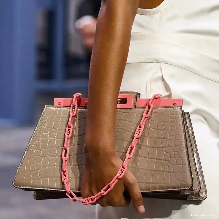 Affordable Bag In Cut Crocodile Medium Coffee Leather Peekaboo Fendi 0614